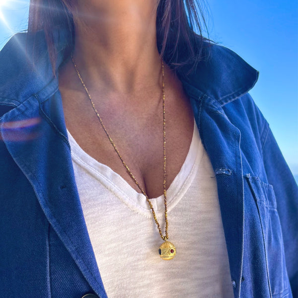 Sautoir pendentif ethnique doré à l'or fin