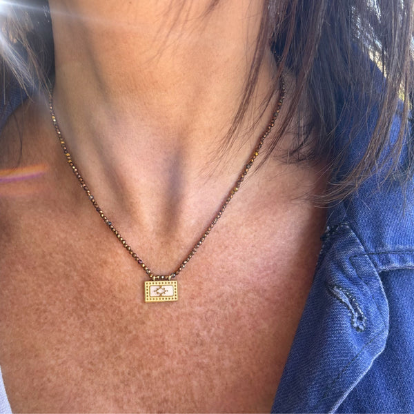 Collier pendentif nacre acier inoxydable