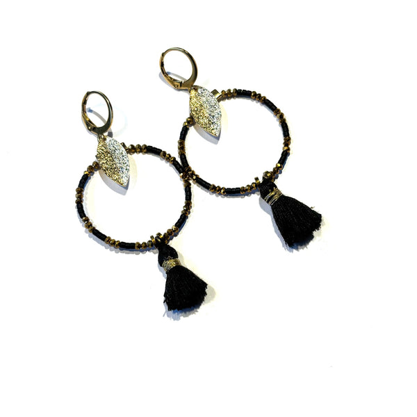 Boucles d'oreilles Pompon noir