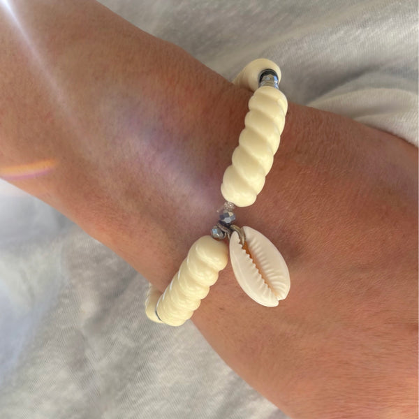Bracelet écru perles et hématite argent
