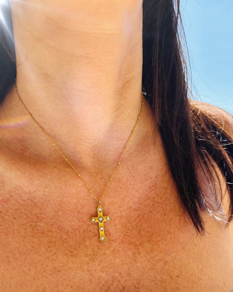 Collier Croix doré et strass