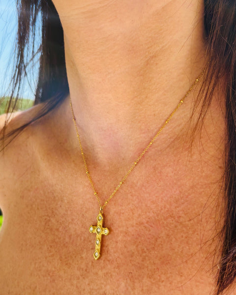 Collier Croix doré et strass