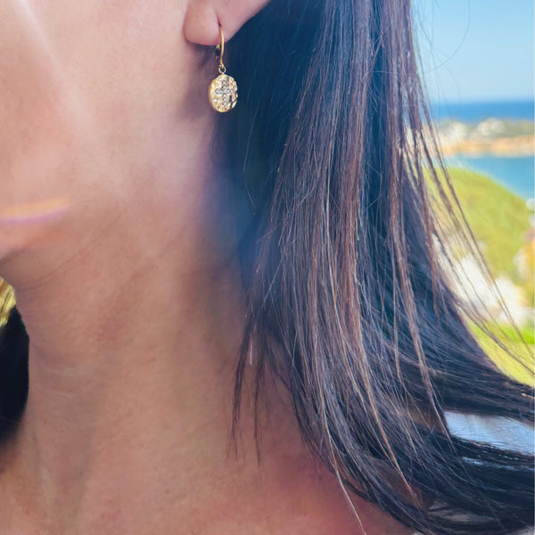 Boucles d'oreilles médaille croix strass