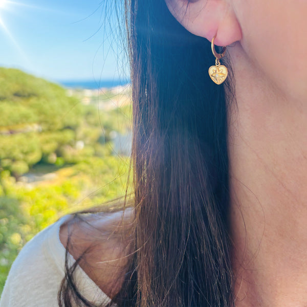 Boucles d'oreilles Coeur étoile héxagramme et strass