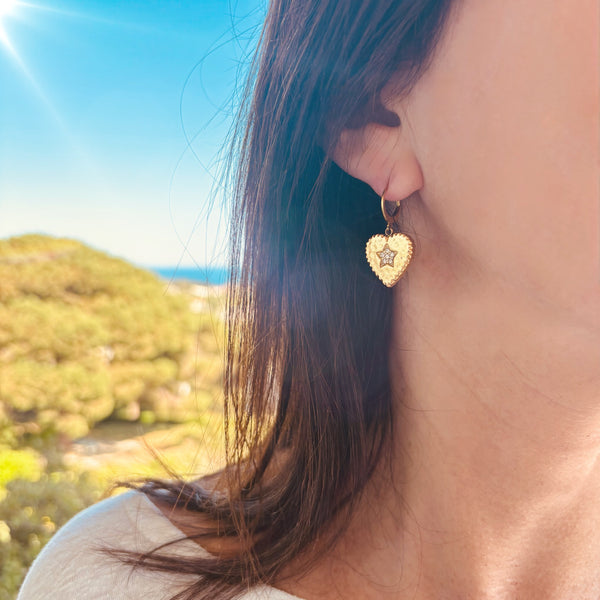 Boucles d'oreilles Coeur martelé et strass